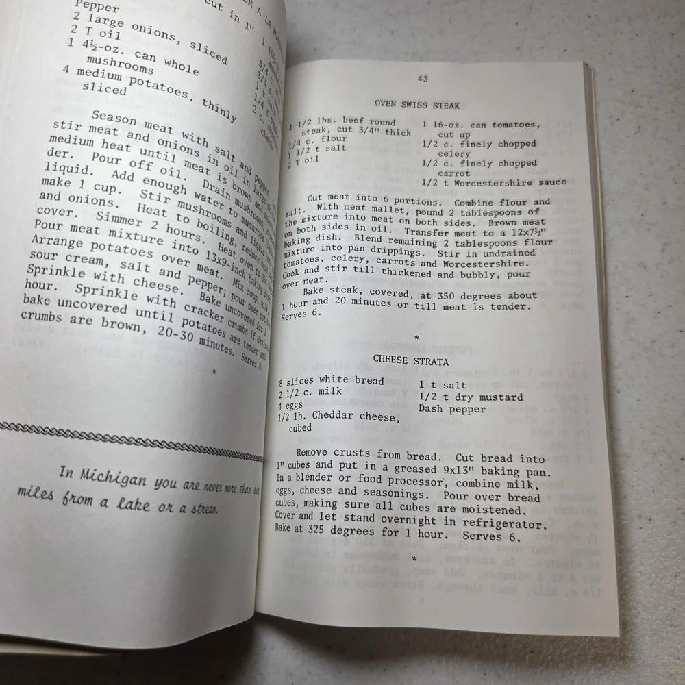 More Michigan Cooking and Other Things Carole Eberly 1st Ed 1981 Fayette Detroit